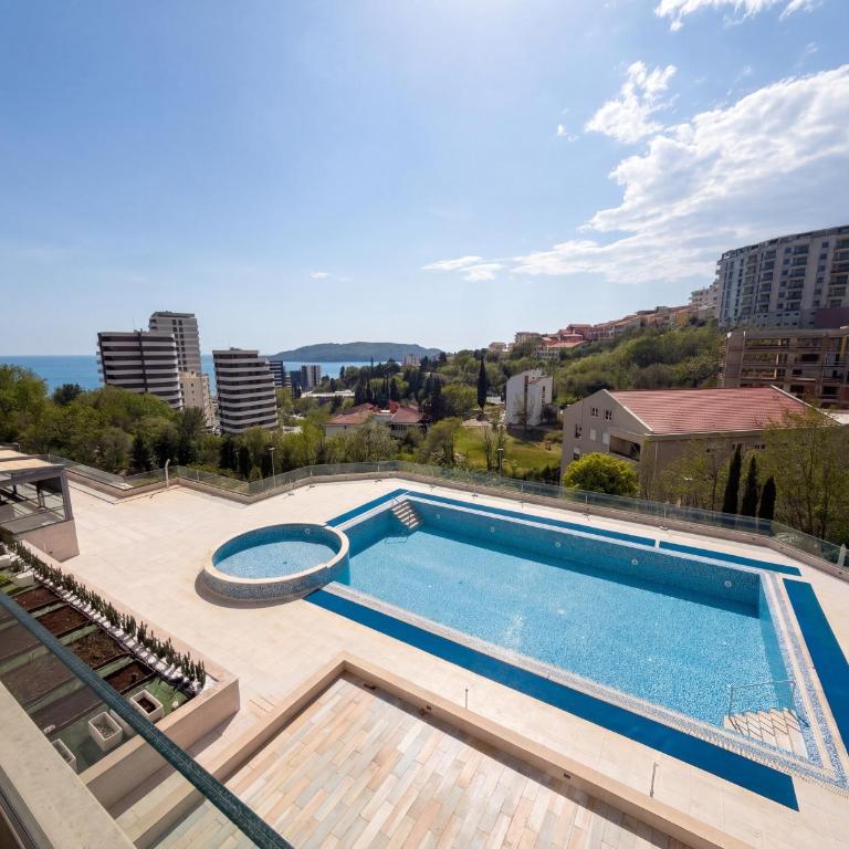 Status S - One-Bedroom Apartment - 6
