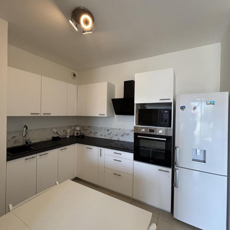 Le Wilson-Gare-wifi-Clim-terrasse - Appartement 1 Chambre - 3