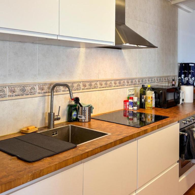 Pet Friendly Home In Almuñecar - Casa Unifamiliar de 3 dormitorios - 10