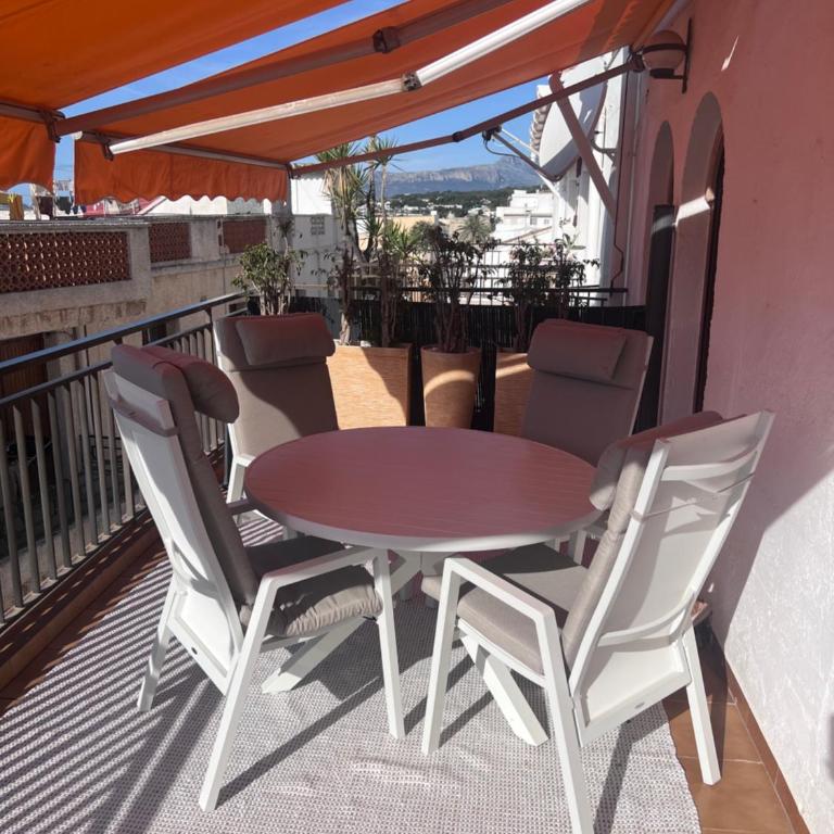 Casa de Tony - Luxury Apartment - Two-Bedroom Apartment with Balcony and Sea View - 28