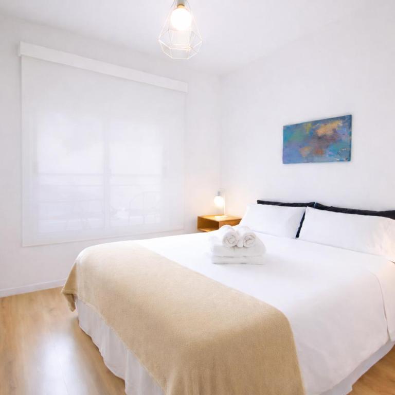 Terraza privada! Garage incluido - Subte B y Tren - Apartamento de 1 dormitorio - 3