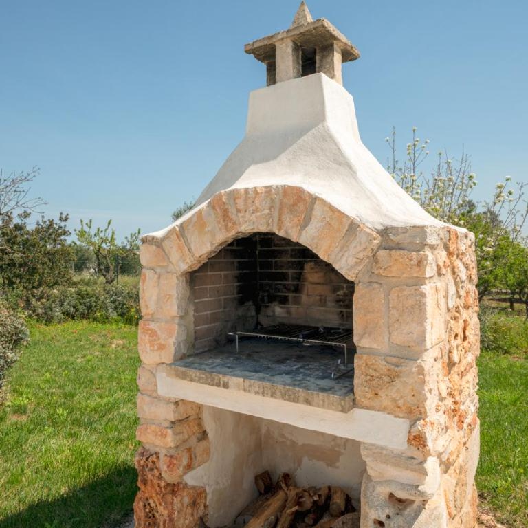 Trullo Vignaiolo with Private Pool in Ostuni - Three-Bedroom Apartment - 43