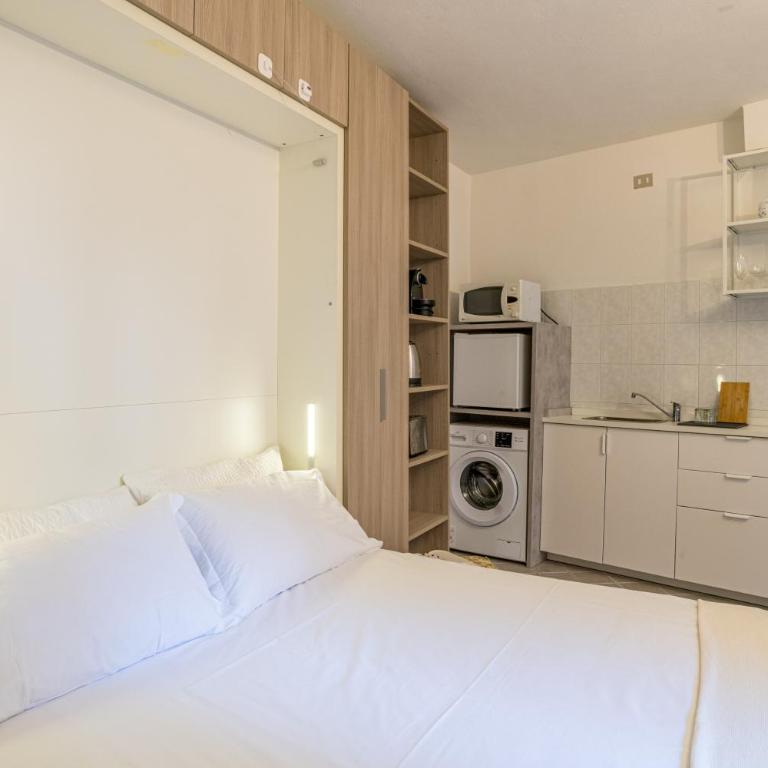 GuestHost - Wisteria Dreams - Comfy Studio-Flat - Monolocale - 10
