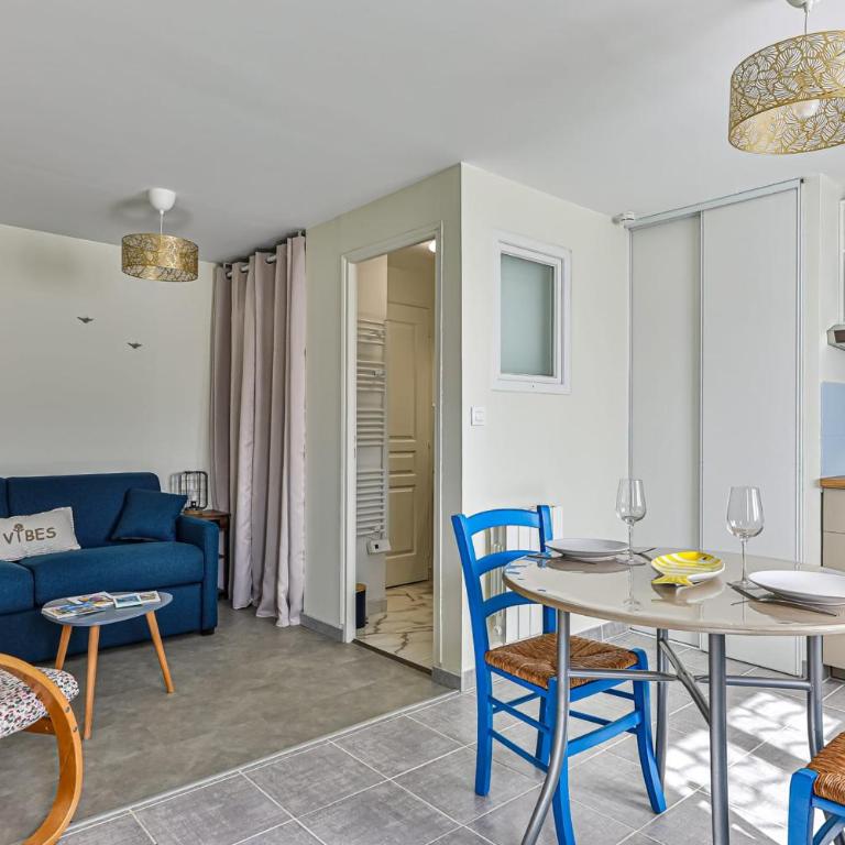 House and adjoining studio to accommodate 8 people - Ferienhaus - 15