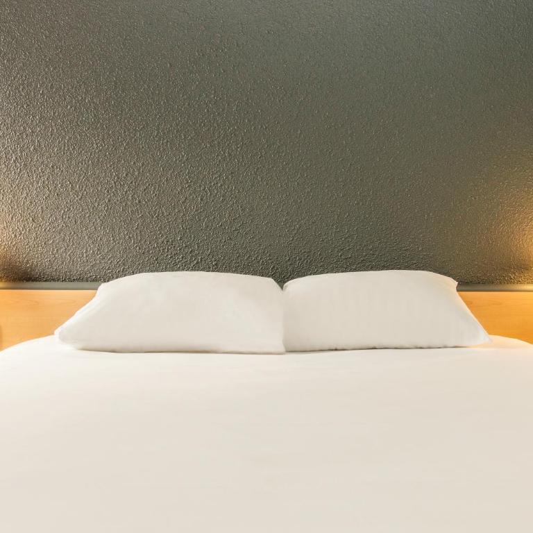 ibis Carcassonne Centre - La Cité - Standard Doppelzimmer mit Doppelbett - 4