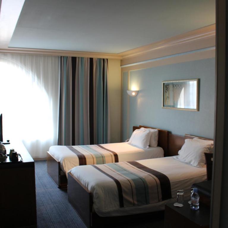 Hotel Art Deco Euralille - Chambre Lits Jumeaux - 6