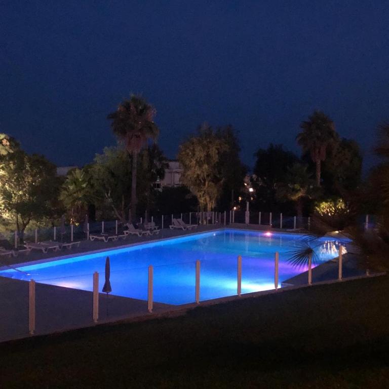 Cozy studio with swimming pool and tennis - Apartamento de 2 dormitorios - 1