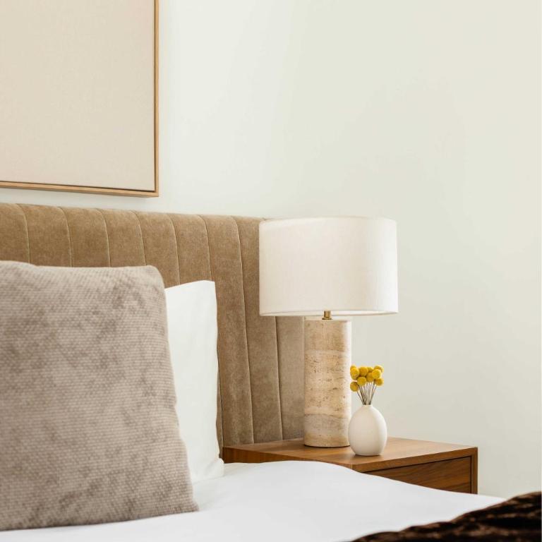 Montaigne Collection III 3BR 8P Triangle d Or - Appartement - 8
