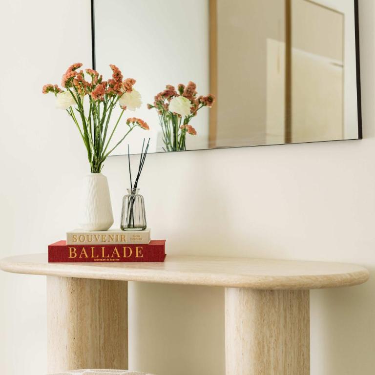 Montaigne Collection III 3BR 8P Triangle d Or - Appartement - 9