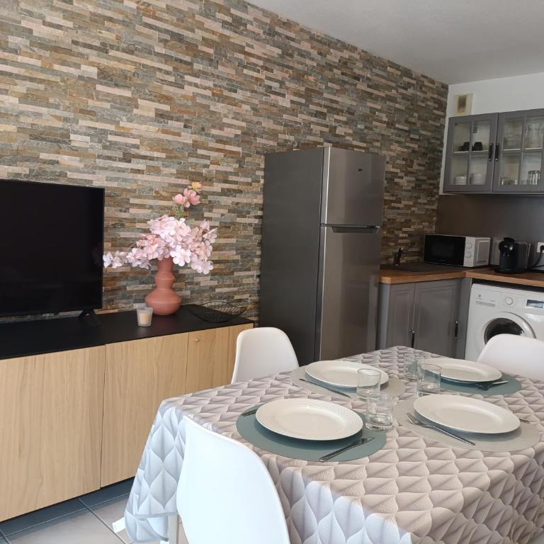 St Aygulf - Appartement 6 personnes - Les calanques du parc - Apartment mit 1 Schlafzimmer - 3