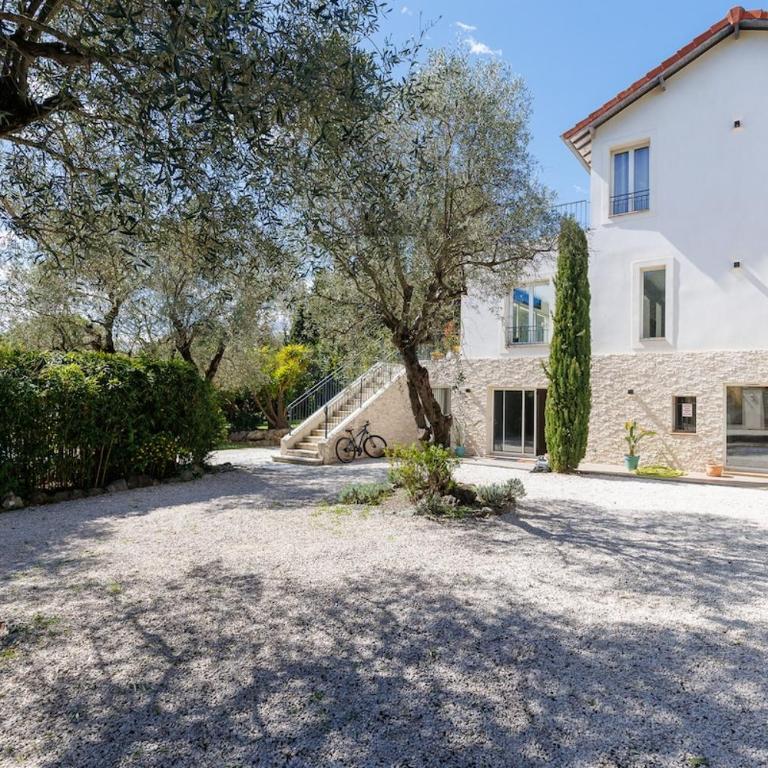 Magnifique villa au centre ville Mougins - Villa - 54