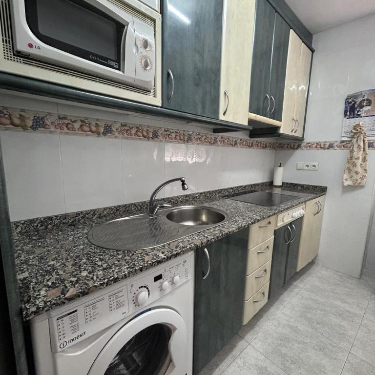 Benidorm centro - One-Bedroom Apartment - 6