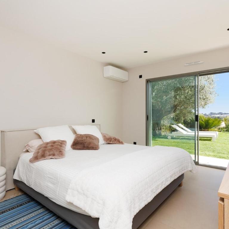 Villa luxueuse avec une magnifique vue à Mougins - Villa - 32