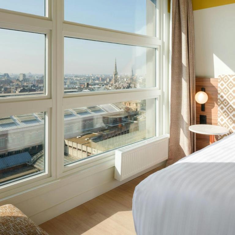 Residence Inn by Marriott Lille - One-Bedroom Apartment with King Bed and Sofa Bed - City View - 5