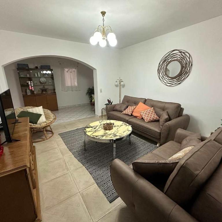 Spacious 2 Bedroom 2 Bath Flat with Large Terrace - Apartman - 12