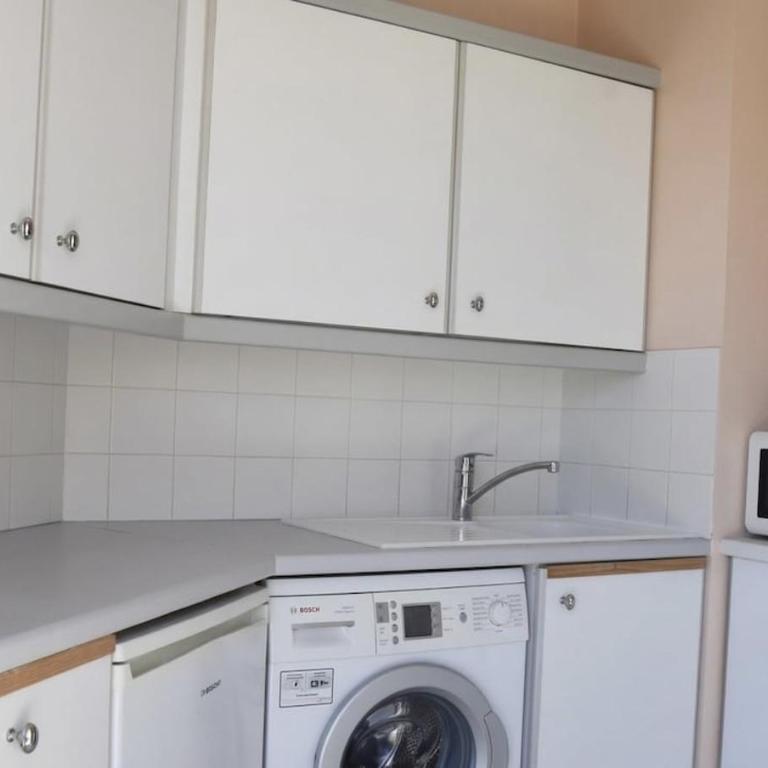 Charmant appartement piscine, tennis, parking - Apartment mit 1 Schlafzimmer - 7