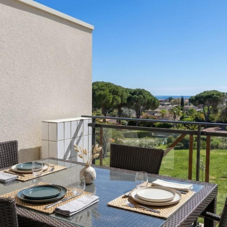 Charmant appartement piscine, tennis, parking - Apartment mit 1 Schlafzimmer - 12