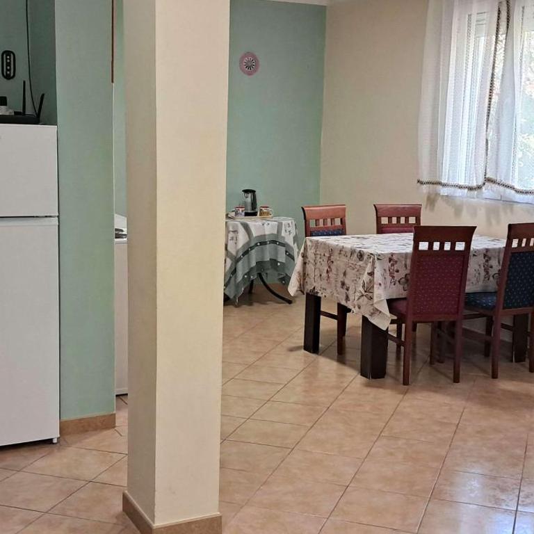 Elysium - Two-Bedroom Apartment with Terrace - 3