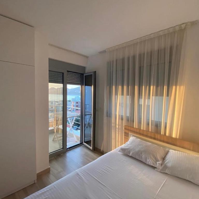 Lux Apartman Dobra Voda - Two-Bedroom Apartment - 8