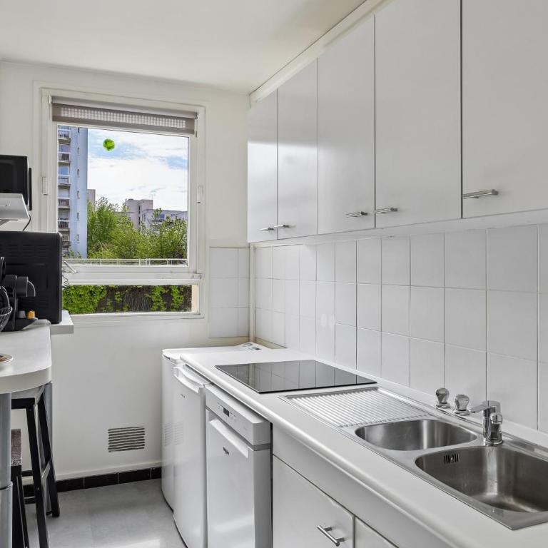 Résidence AURMAT - Appart - Hôtel - Paris - Boulogne - Appartement 1 Chambre avec Balcon et Vue sur la Ville - 2