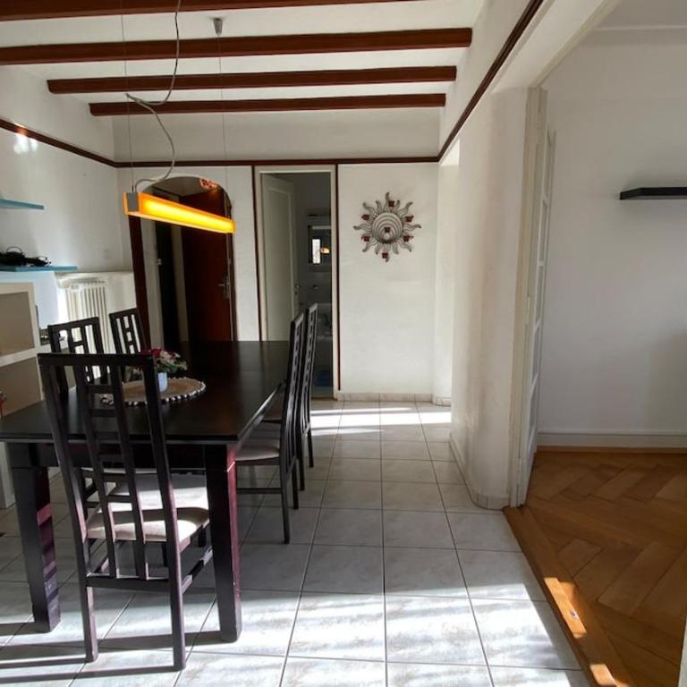 Central 3-Room Apartment with Balcony, Lausanne - Apartment mit 2 Schlafzimmern und Stadtblick - 5