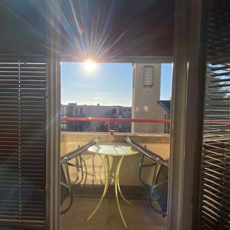Central 3-Room Apartment with Balcony, Lausanne - Apartment mit 2 Schlafzimmern und Stadtblick - 11