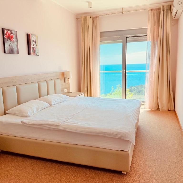 Hillside Apartment with Infinity Pool and Sea View - Apartman s 1 Spavaćom Sobom, Balkonom i Pogledom na More - 5