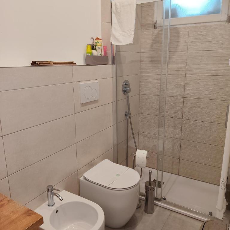 Accogliente Bilocale -Parcheggio Privato WiFi gratuiti- - Appartamento con 1 Camera da Letto - 12