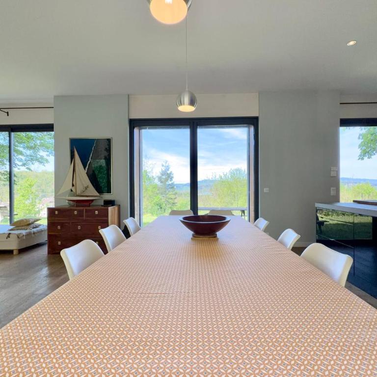 Family villa with swimming pool in Aiguebelette-Le-Lac - Villa - 12