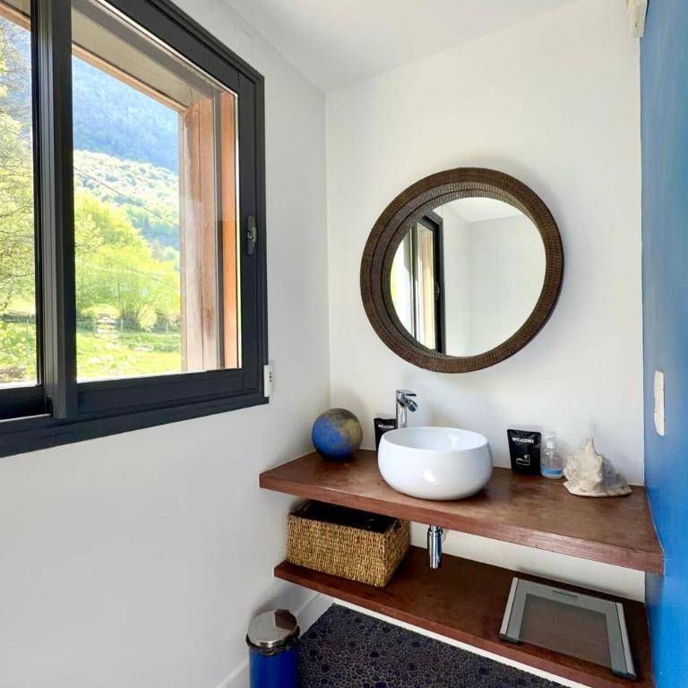 Family villa with swimming pool in Aiguebelette-Le-Lac - Villa - 32