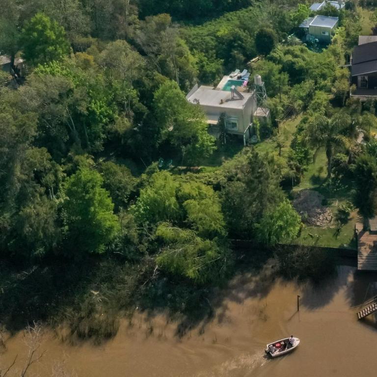 SUITE DEL RÍO Domingos Checkout 17 hs - Casa con 1 dormitorio - 18