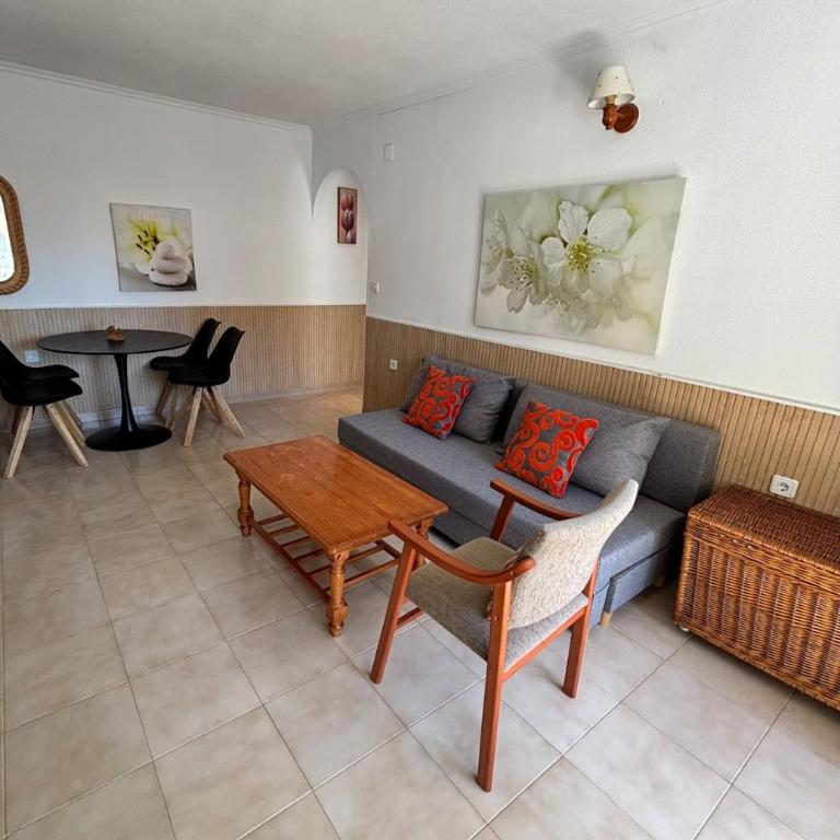 Apartmento Helena - 3 minutos desde la playa - Apartamento de 2 dormitorios - 4