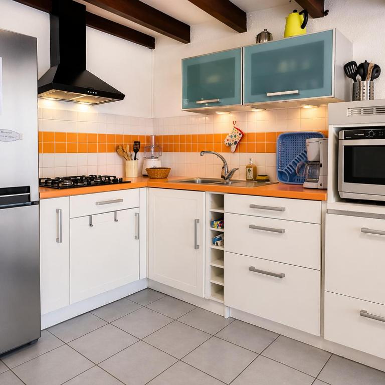 A deux pas de la mer - One-Bedroom Apartment - 18