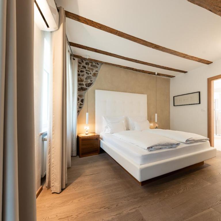 Boutique Hotel Zum Rosenbaum - Camera Matrimoniale - 4