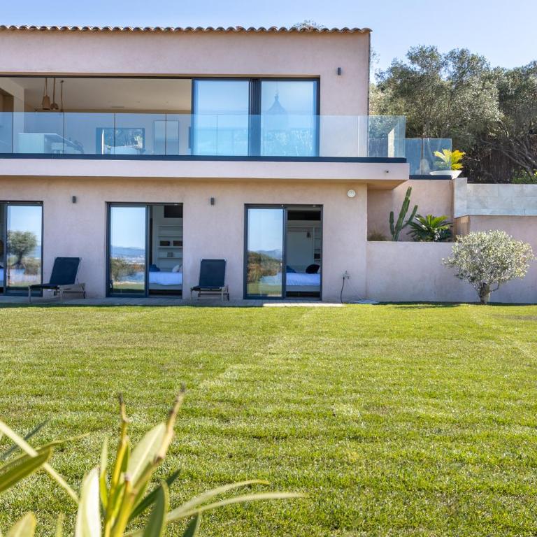 Villa PERLE DE GIENS sur PRESQU'ILE de GIENS 200 M de la mer VUE MER exceptionnelle - Villa - 60