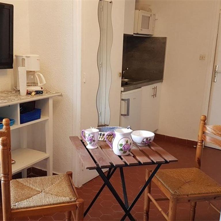 studio 2 personnes accès direct plage - parking privé - 2MIRA6BAT2 - Appartement - Rez-de-Chaussée - 3
