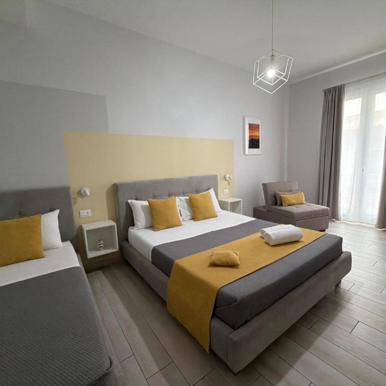 Bilateral B&B - Camera Quadrupla con Bagno Privato - 12