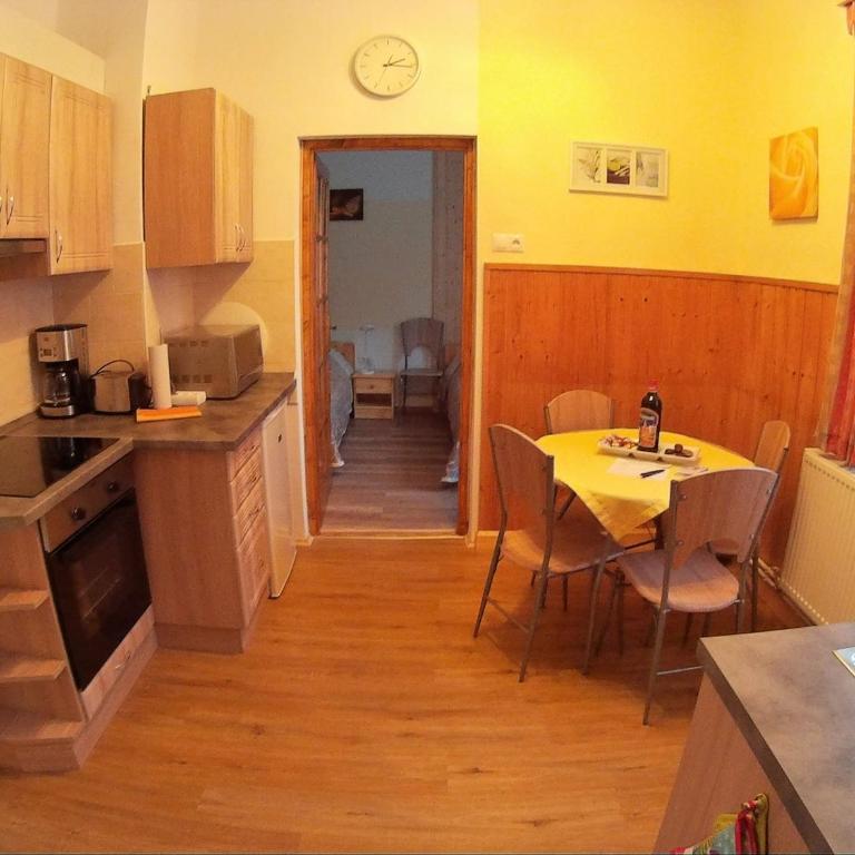 Haus Elena am Semmering - Apartment mit 1 Schlafzimmer - 11