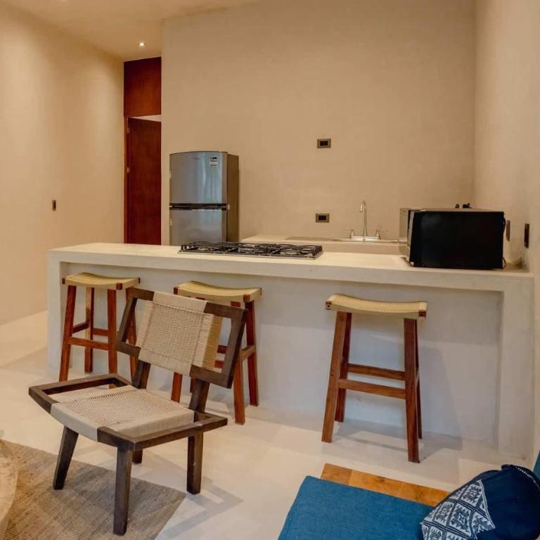 Stylish 1BR Retreat in Holistika with Private Pool - Apartamento - 6