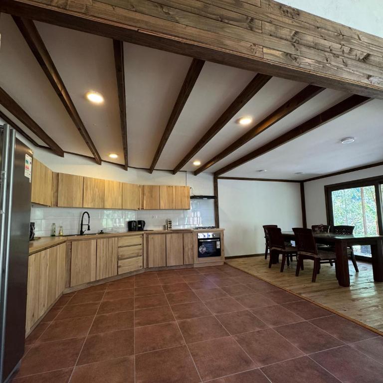 Casa Mayay - Three-Bedroom Home - 3