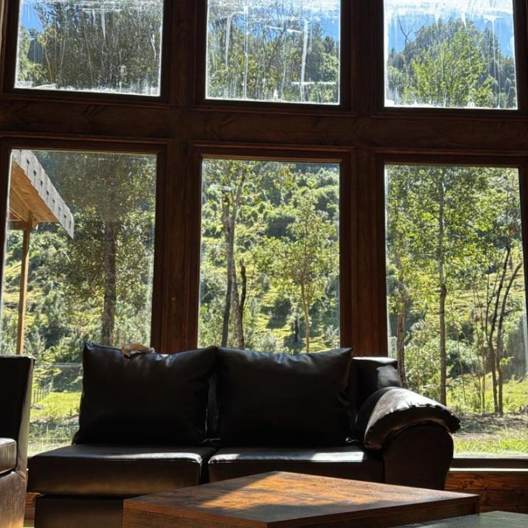Casa Mayay - Three-Bedroom Home - 19