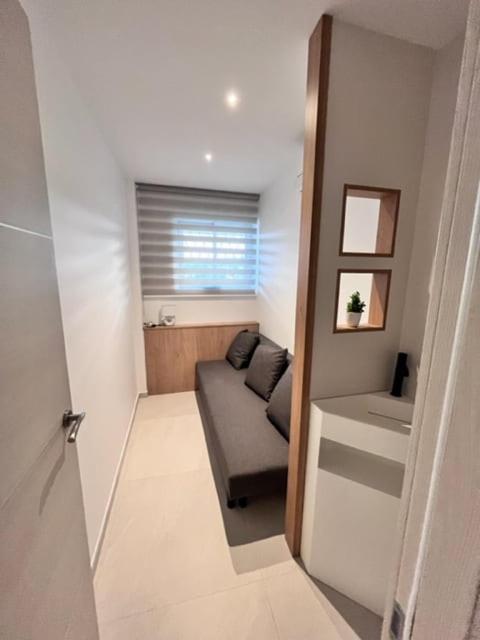 Marina Baie des Anges | Vue Mer d'Exception - Appartamento con 2 Camere da Letto - 18
