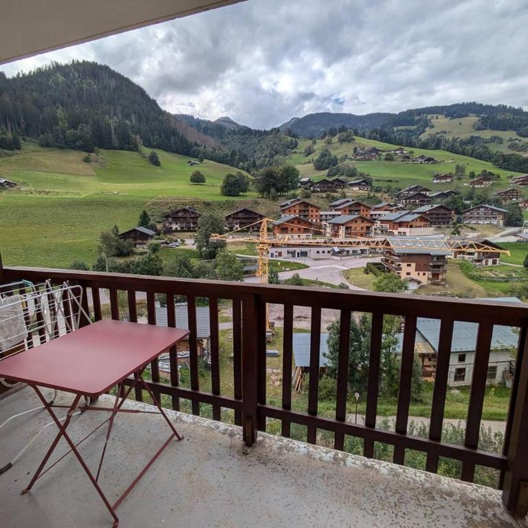 Appartement 4 pers., village, proche pistes, piscine l'été, commerces à pied - Appartamento con 1 Camera da Letto - 9