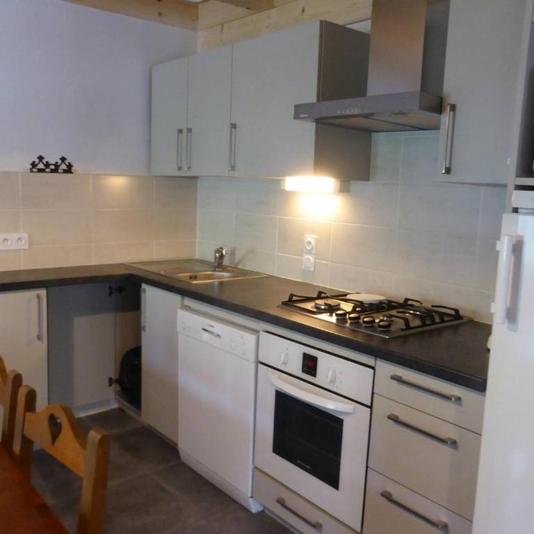 Chalet familial calme pour 7/8 pers, 3 chambres, proche des pistes, bien équipé et animé, 2 étoiles - FR-1-342-212 - Chalet (8 Adults) - 11