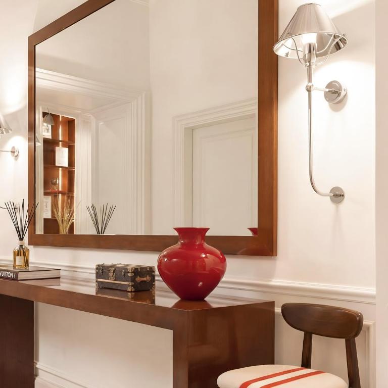 Casa Magnifico Luxury Suites - Deluxe Double or Twin Room with Balcony - 7