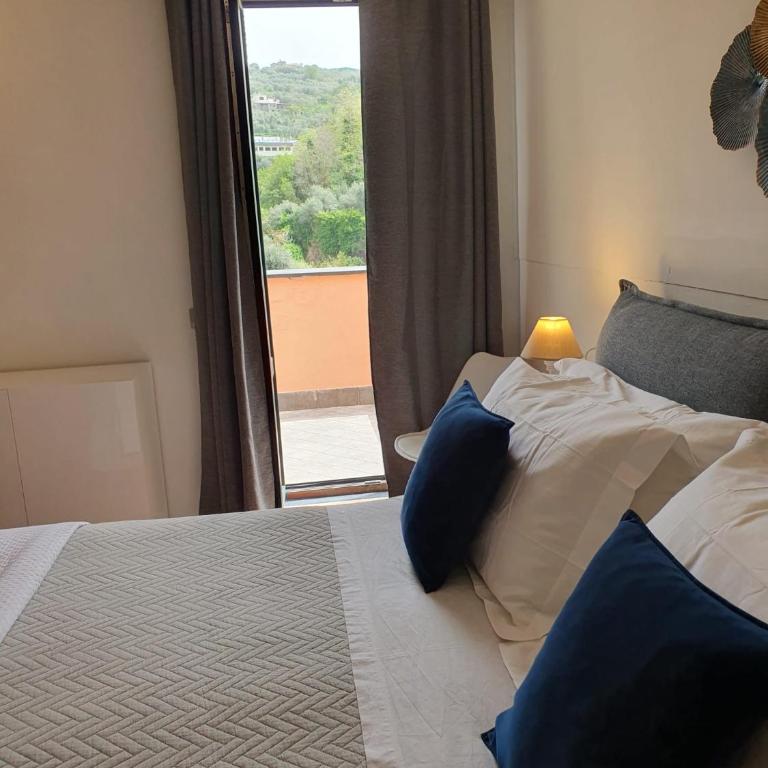 Villa Rosmary - One-Bedroom Apartment with View - 13