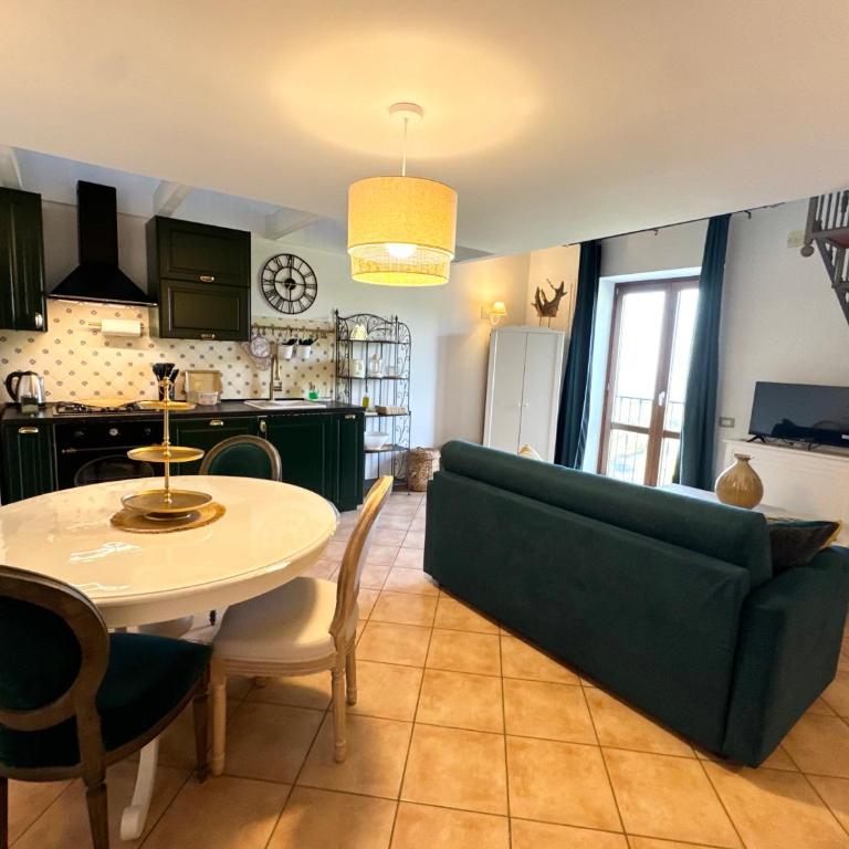 Villa Rosmary - One-Bedroom Apartment with View - 1