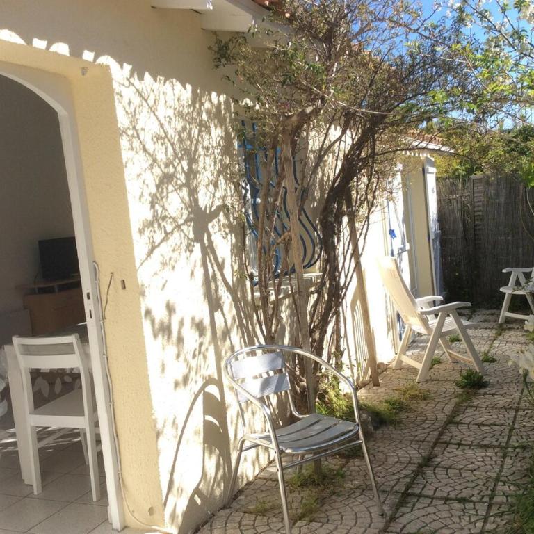Maisonnette 230m de la mer - Maison 1 Chambre - 3