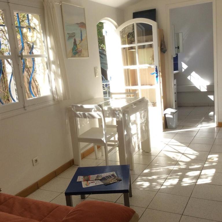 Maisonnette 230m de la mer - Maison 1 Chambre - 9
