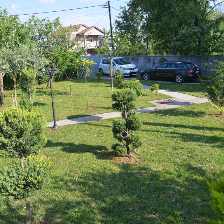 Villa PeSa with Private Pool, Jacuzzi & Sports Garden - Vila sa 2 Spavaće Sobe - 15